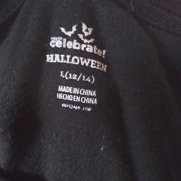 Cute Top - Picture 4 of 4